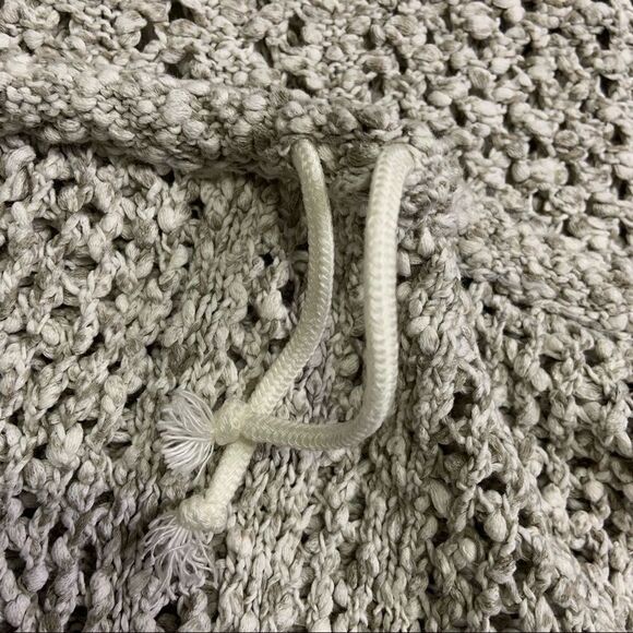 John + Jenn Hooded Chunky Knit Top - Picture 5 of 9